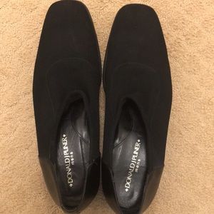 Donald Pliner Black Microfiber slip ons size 10
